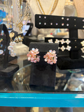 Load image into Gallery viewer, Princess Earrings