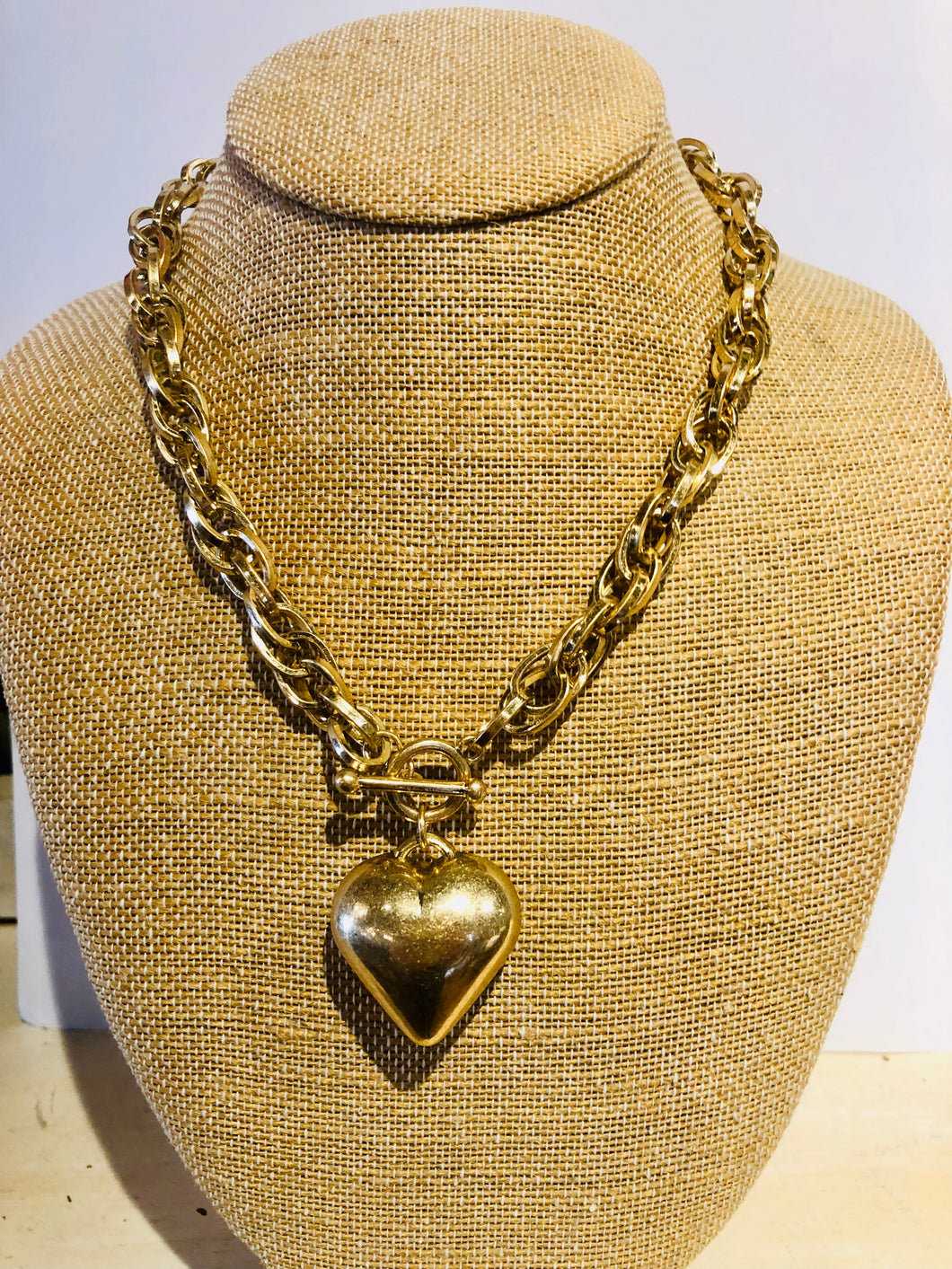 Hearty Gold Puffed Heart 18