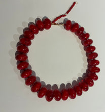 Load image into Gallery viewer, Ron Resin Rondelle Beaded Necklace
