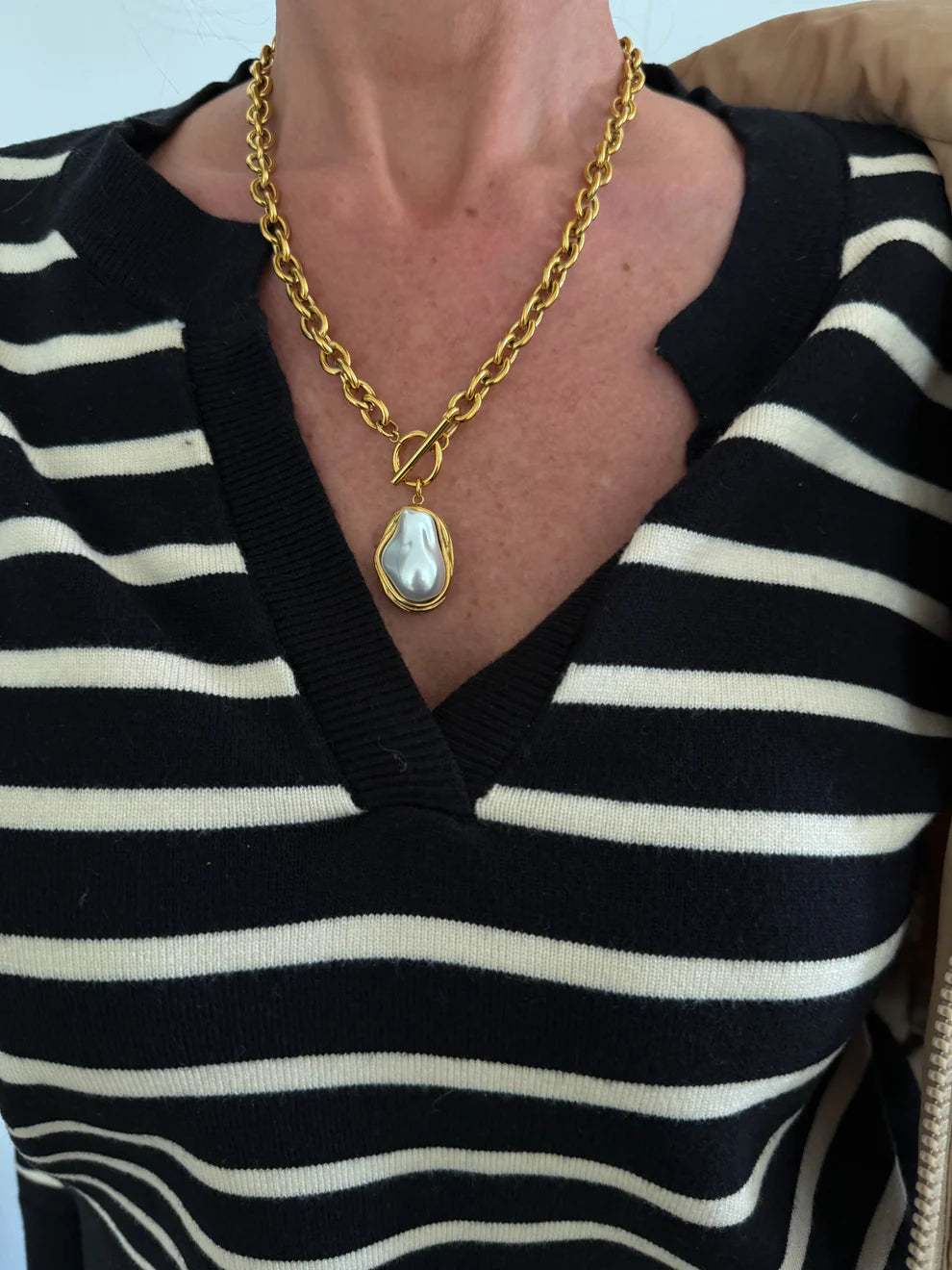 Margot Pearl Drop Necklace