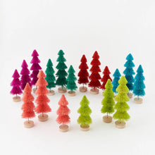 Load image into Gallery viewer, Sisal Tiered Christmas Trees (set of 3)
