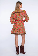 Load image into Gallery viewer, Brynn Dress in Fan Toss
