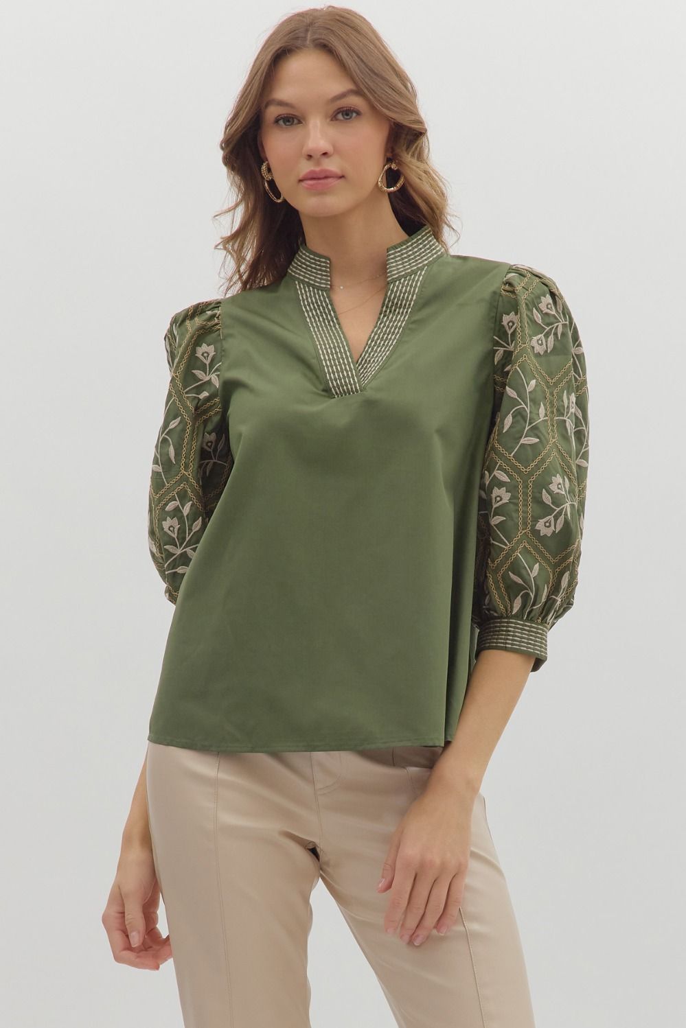 Carolina Cream top with olive pattern 3/4 Sleeve