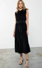 Load image into Gallery viewer, Emma Velvet Maxi Sleeveless Dress
