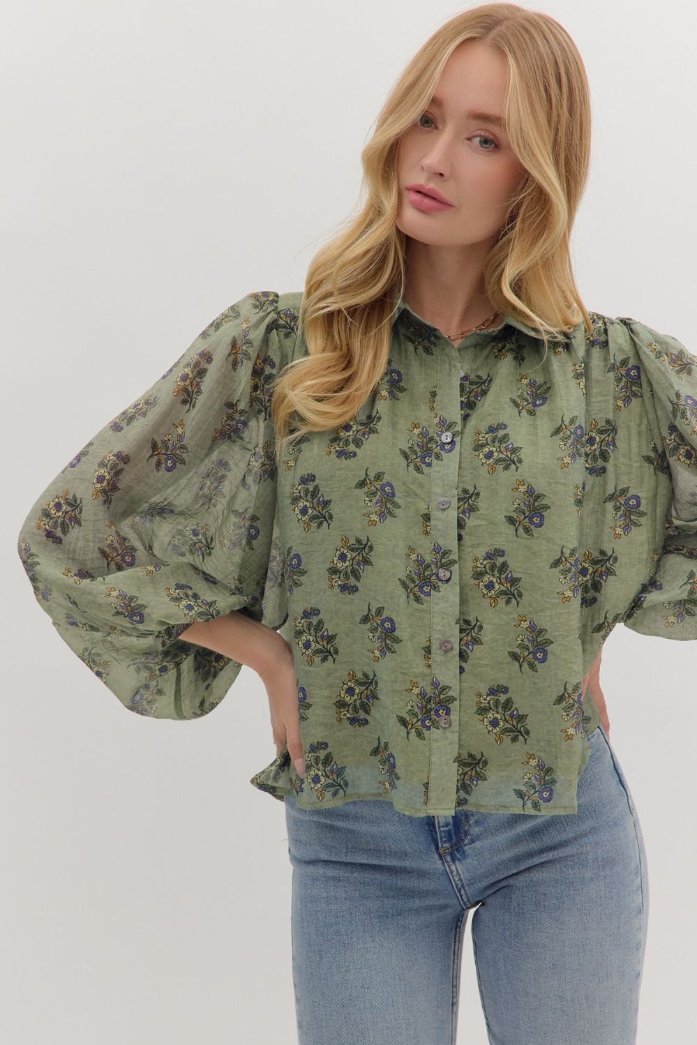 Feilds Sage Floral Puff Sleeve Top