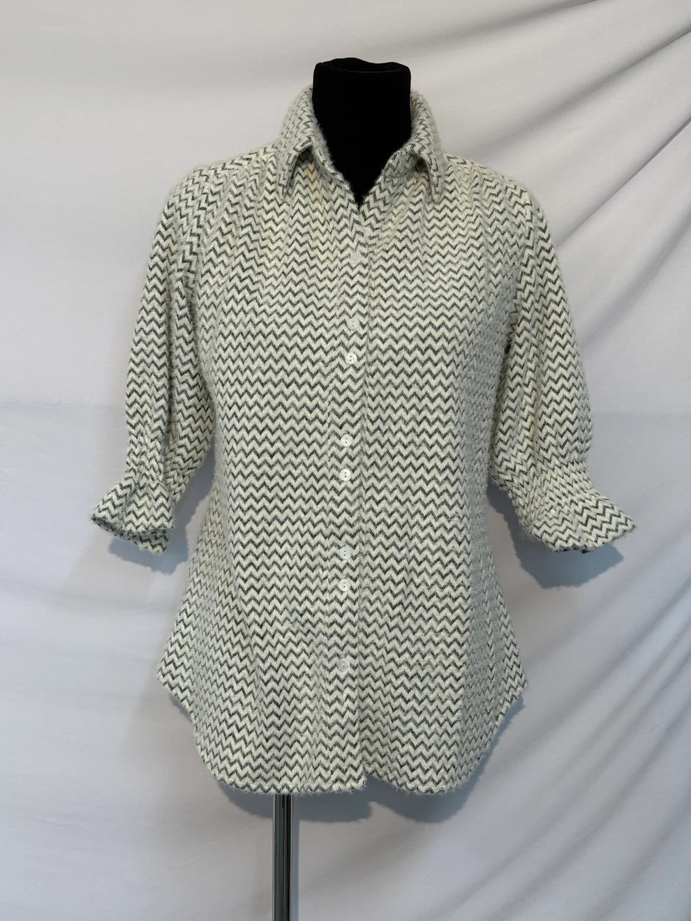 Jaylen Button Down Fleeced like Top with Zig Zag Pattern