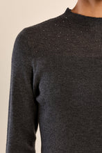 Load image into Gallery viewer, Sloan Long Sleeve Dark gray Light Sweater

