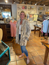 Load image into Gallery viewer, The Sandy Faux Fur 3/4 Jacket
